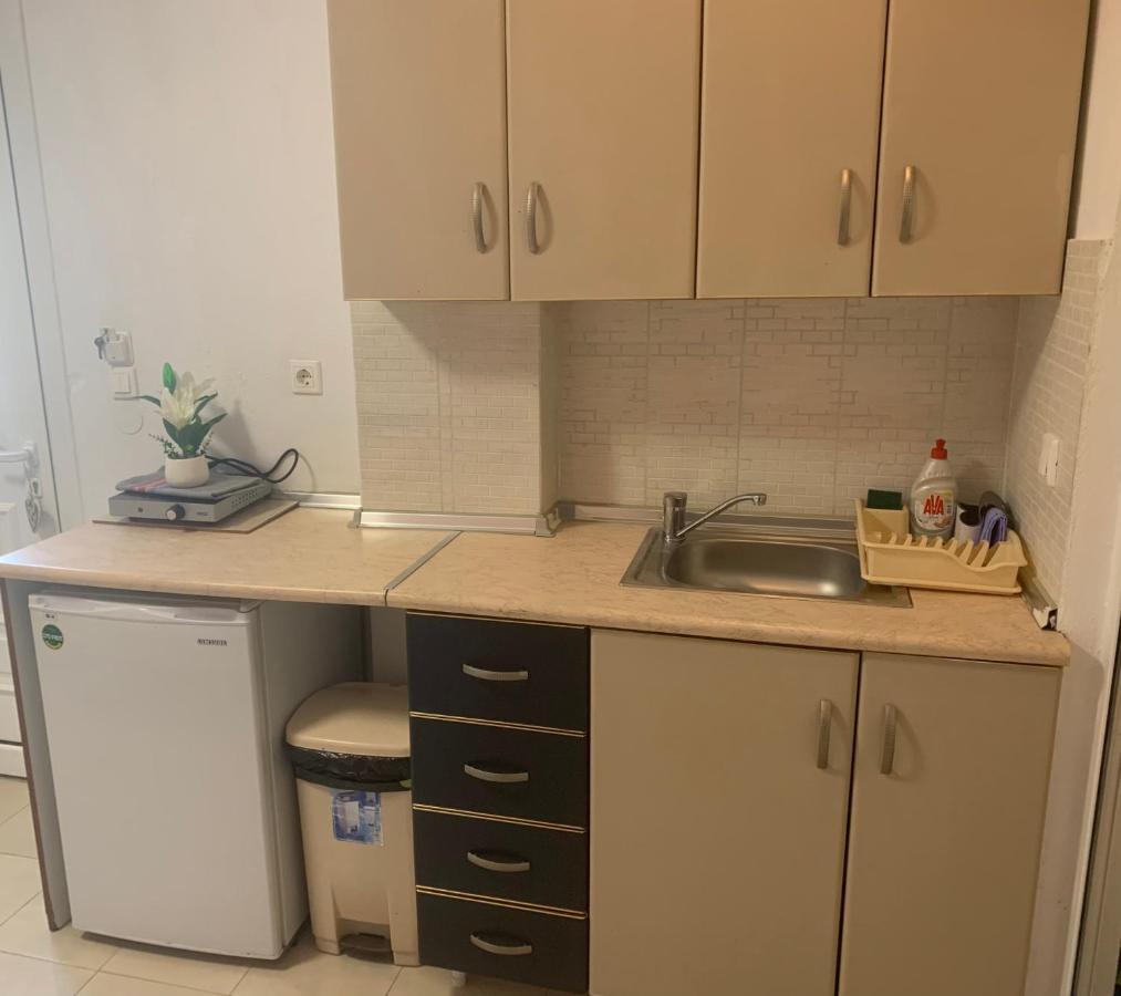 Petros House Aparthotel Sarti Ngoại thất bức ảnh